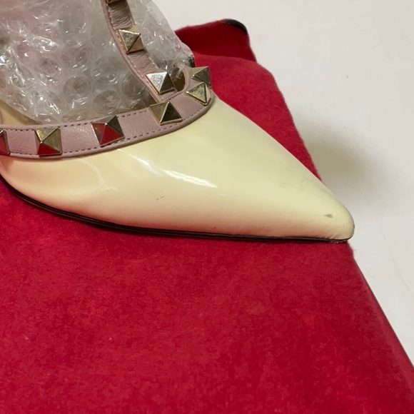 Valentino Rouckstud Double strap pointy toe off white patent leather high heels - Picture 11 of 16